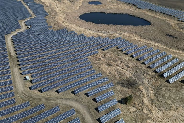 Kambodzsa 1,5 GW-os napelemes kapacitással megelőzte saját 2035-ös céljait